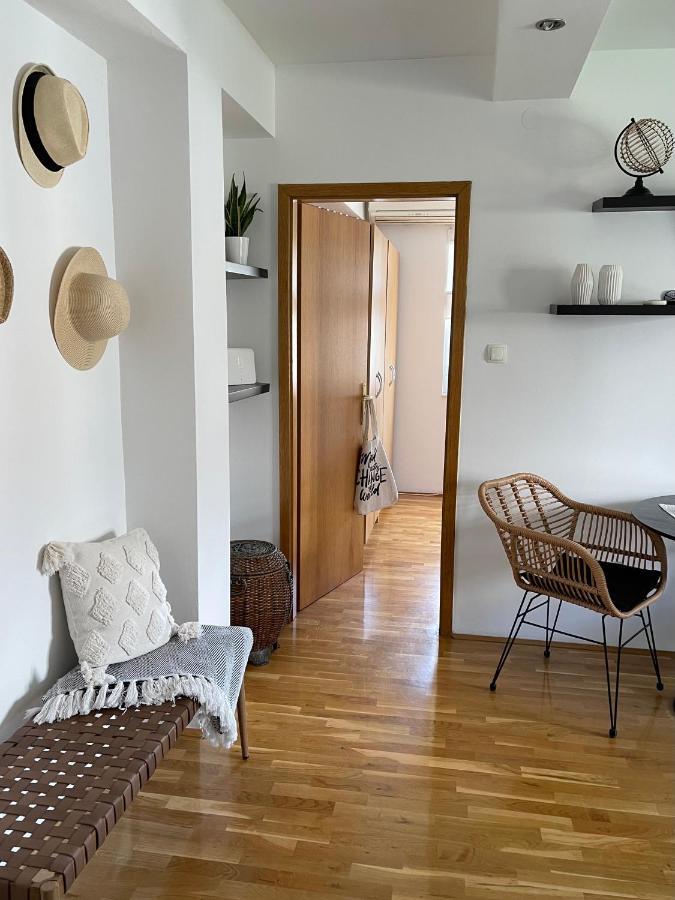 The Back Flat Apartment Split Luaran gambar